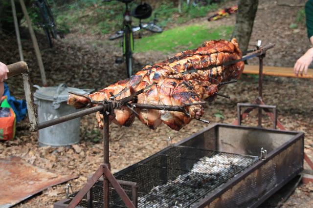 Schweineessen_0001.JPG